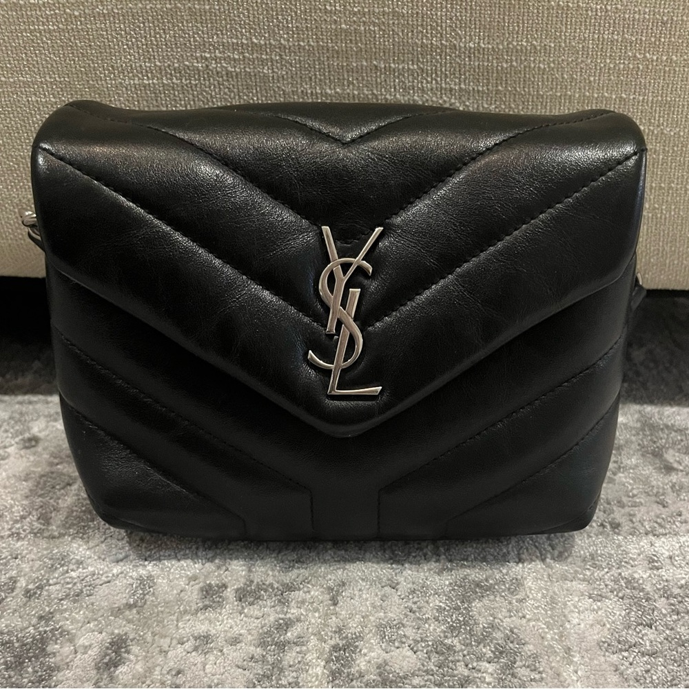 YSL crossbody bag! TOY LOULOU IN QUILTED LEATHER
